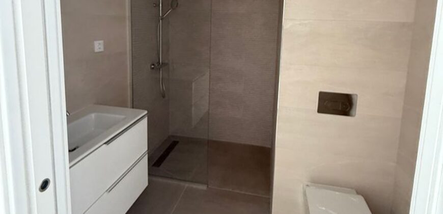 3 bed Penthouse with Sea Views and a private pool in Estepona