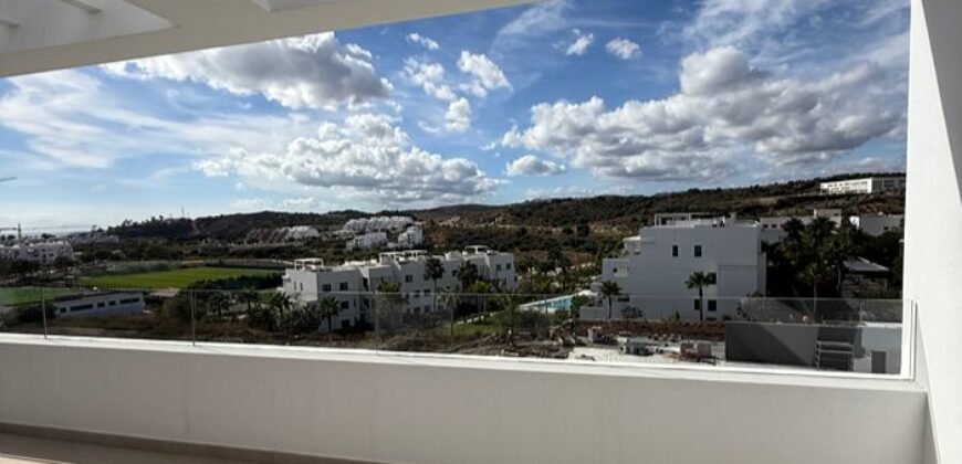 3 bed Penthouse with Sea Views and a private pool in Estepona