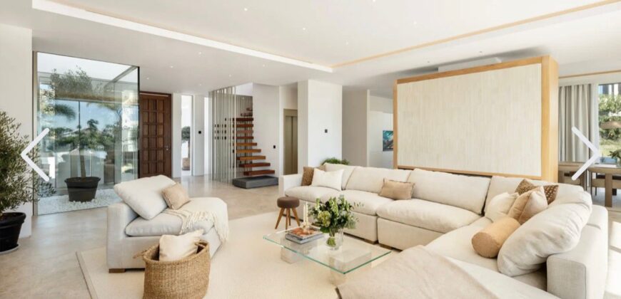 Amazing 6 Bed Villa in Nueva Andalucia, Marbella