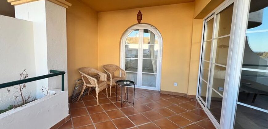 2 bed Apartment with stunning Seaview’s in Señoria de Aloha