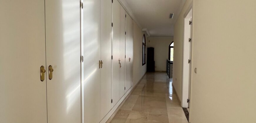 Stunning Villa in El Paraíso