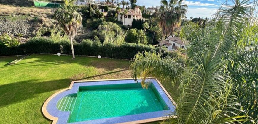 Stunning Villa in El Paraíso