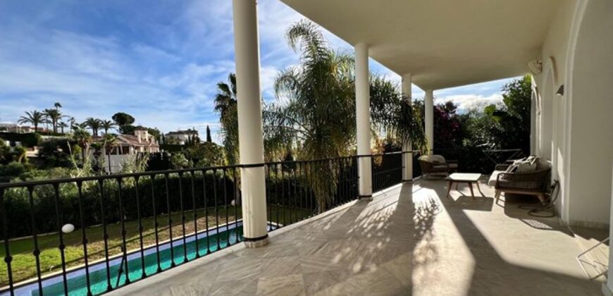 Stunning Villa in El Paraíso