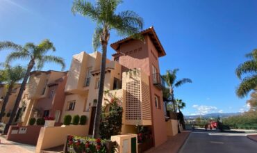 4 bed Townhouse in Nueva Andalucía