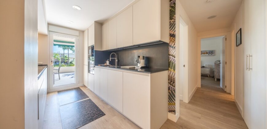 Fully Refurbished Luxury Apartment in Lorcrimar, Nueva Andalucía