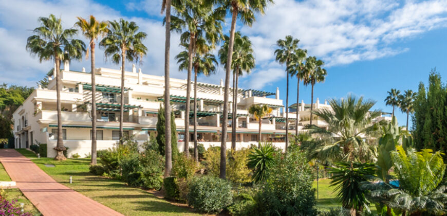 Fully Refurbished Luxury Apartment in Lorcrimar, Nueva Andalucía