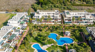 Fully Refurbished Luxury Apartment in Lorcrimar, Nueva Andalucía