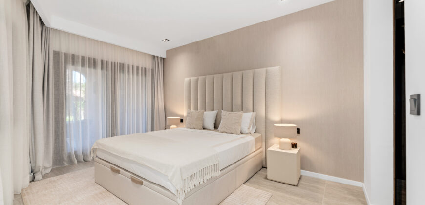 Fully Renovated 3 bed Ground Floor Apartment in Torre Bermeja, Estepona