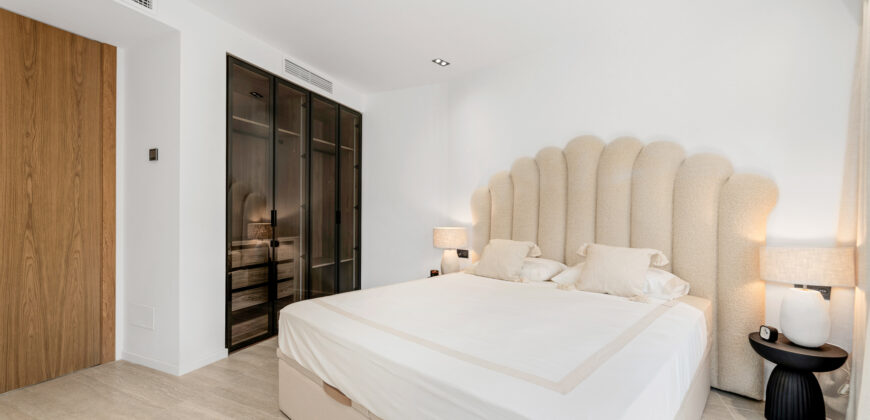 Fully Renovated 3 bed Ground Floor Apartment in Torre Bermeja, Estepona