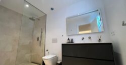 Gorgeous front-line penthouse in the vibrant marina of Puerto Banus