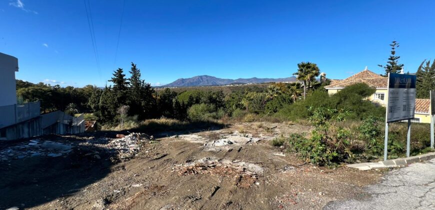 Plot for sale in Estepona