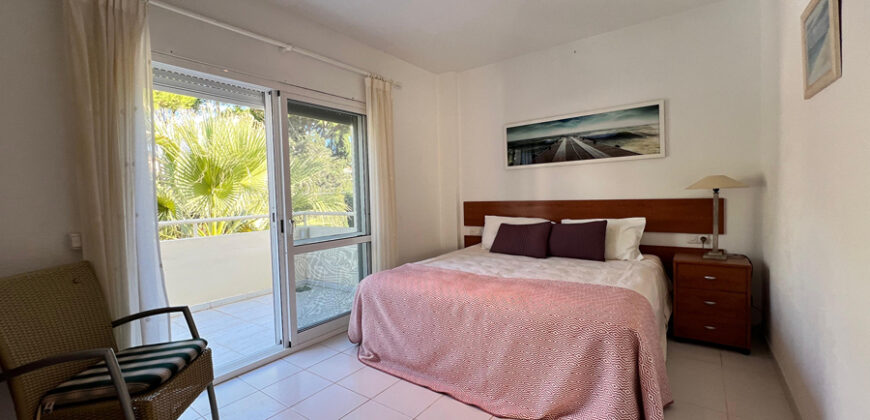 Mediterranean-style 5 bed villa with mature garden and swimming pool in Marbesa