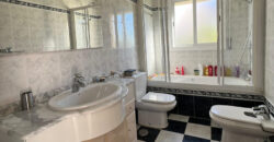 Mediterranean-style 5 bed villa with mature garden and swimming pool in Marbesa