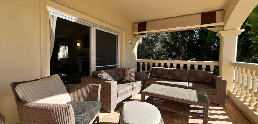 Mediterranean-style 5 bed villa with mature garden and swimming pool in Marbesa