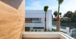 A modern 6-bedroom frontline golf villa located in El Campanario, Estepona East