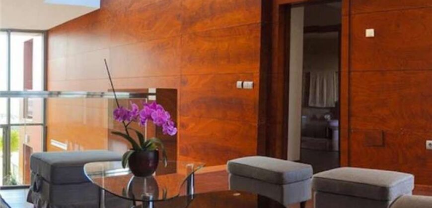 Modern Townhouse For Sale In Marbella With Beautiful Views