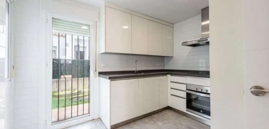 Bright 3-bed townhouse in Los Naranjos Marbella