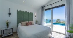 Modern Elegant Villa with Panoramic Sea and Mountain Views in Bahia Dorada, Estepona