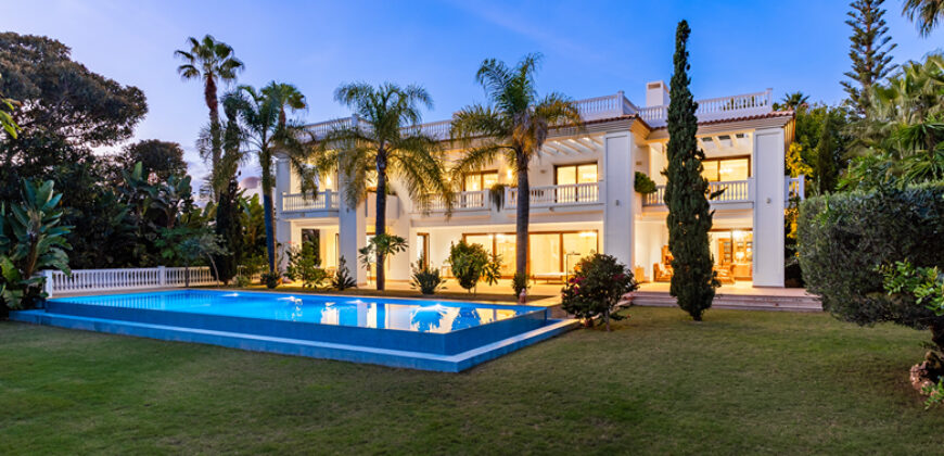 This spectacular newly built villa on the beach, Casasola, Estepona