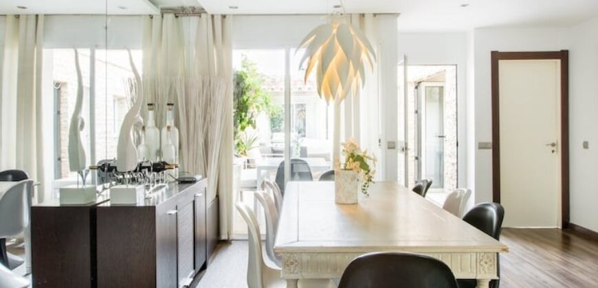 Beautiful 5 bedroom townhouse in El Rodeito, Nueva Andalucía