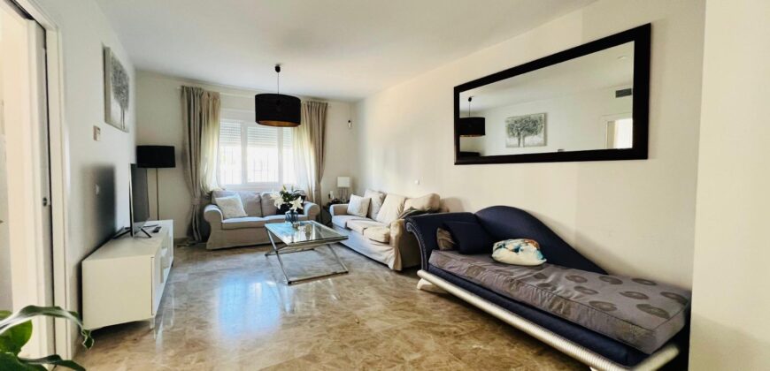 Bright Townhouse in Nueva Andalucía – 1.5 km from the Beach and Puerto Banús