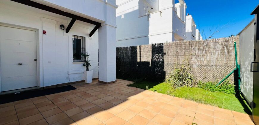 Bright Townhouse in Nueva Andalucía – 1.5 km from the Beach and Puerto Banús