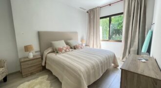 Bright & Spacious 1-Bedroom Apartment with Patio in Gated Community La Brisas, Nueva Andalucia