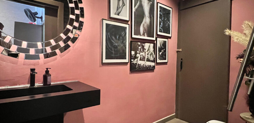 FOR RENT / TRASPASO: Turnkey Cafe in Prime Puerto Banus Location