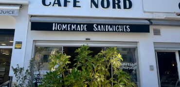 FOR RENT / TRASPASO: Turnkey Cafe in Prime Puerto Banus Location