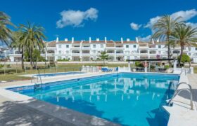 Bright Modern 3 bed apartment in Urb. Malambo, Nueva Andalucía, Marbella