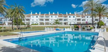 Bright Modern 3 bed apartment in Urb. Malambo, Nueva Andalucía, Marbella