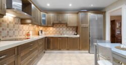 Spacious 3 bed Apartment in the Heart of Puerto Banús