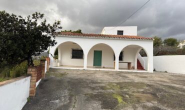 Traditional Finca with Sea Views on Large Rustic Plot, Urb Guadalmansa, Cancelada – Estepona