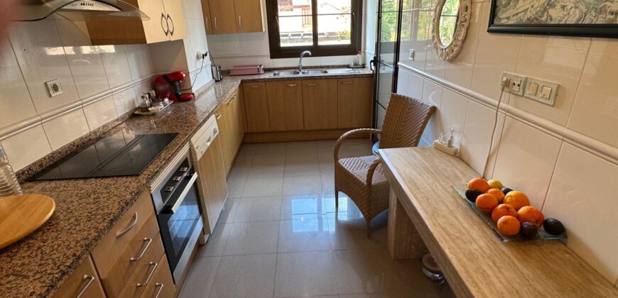 Spacious 4-Bedroom apartment in Hacienda del Sol, Estepona