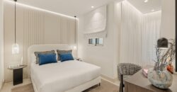 Luxury Just Renoveted 3 bed Apartment in Prime Location Bahía del Velerín, Estepona