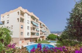 Luxurious 4-bedroom Apartment in Centro Plaza, Puerto Banus