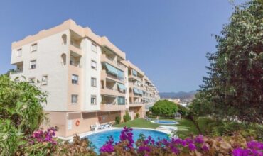 Luxurious 4-bedroom Apartment in Centro Plaza, Puerto Banus
