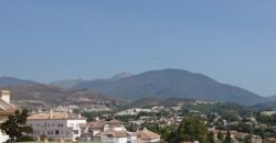 Luxurious 4-bedroom Apartment in Centro Plaza, Puerto Banus