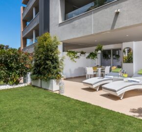 Luxury 2 bed Apartment in Royal Banus, Nueva Andalucia