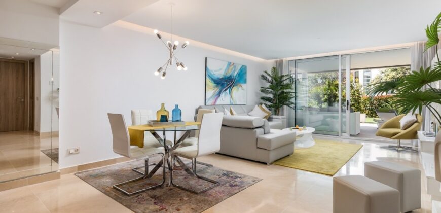 Luxury 2 bed Apartment in Royal Banus, Nueva Andalucia