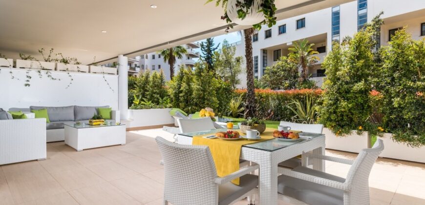 Luxury 2 bed Apartment in Royal Banus, Nueva Andalucia