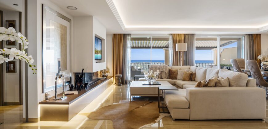 Top-Quality 4-Bedroom Penthouse in Altos de los Almendros, Benahavís