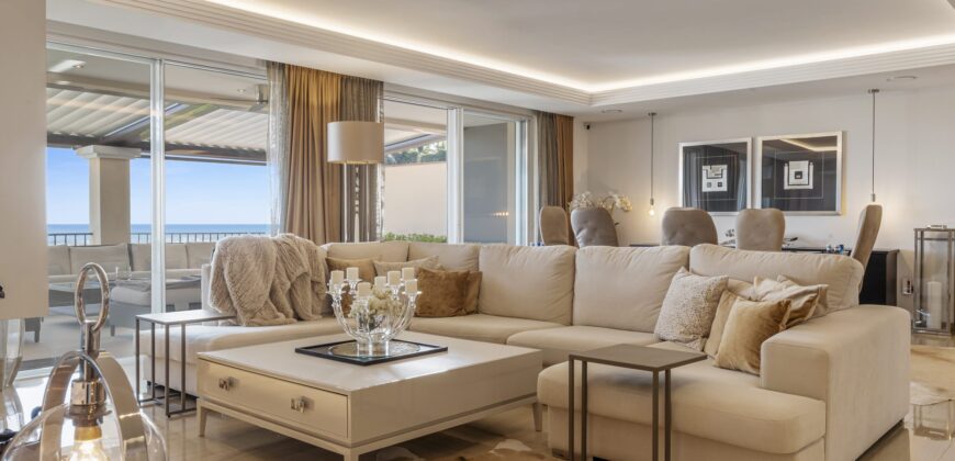 Top-Quality 4-Bedroom Penthouse in Altos de los Almendros, Benahavís