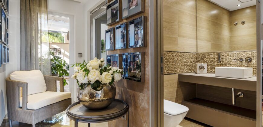 Top-Quality 4-Bedroom Penthouse in Altos de los Almendros, Benahavís