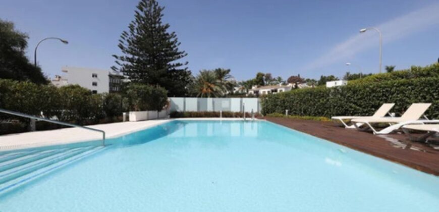Modern 2 bed Penthouse in Royal Banus, Nueva Andalucia
