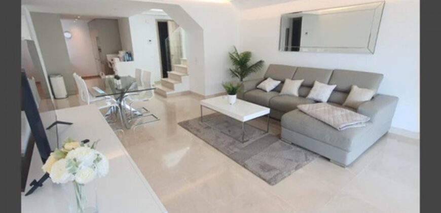 Modern 2 bed Penthouse in Royal Banus, Nueva Andalucia