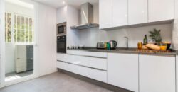 Luxurious 4-bedroom Apartment in Centro Plaza, Puerto Banus