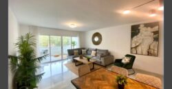Luxurious 4-bedroom Apartment in Centro Plaza, Puerto Banus