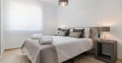 Luxurious 4-bedroom Apartment in Centro Plaza, Puerto Banus