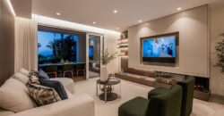 Luxury Just Renoveted 3 bed Apartment in Prime Location Bahía del Velerín, Estepona